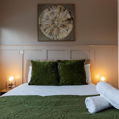 Trendy City Centre Apartment With Free Parking Cardiff Eksteriør bilde